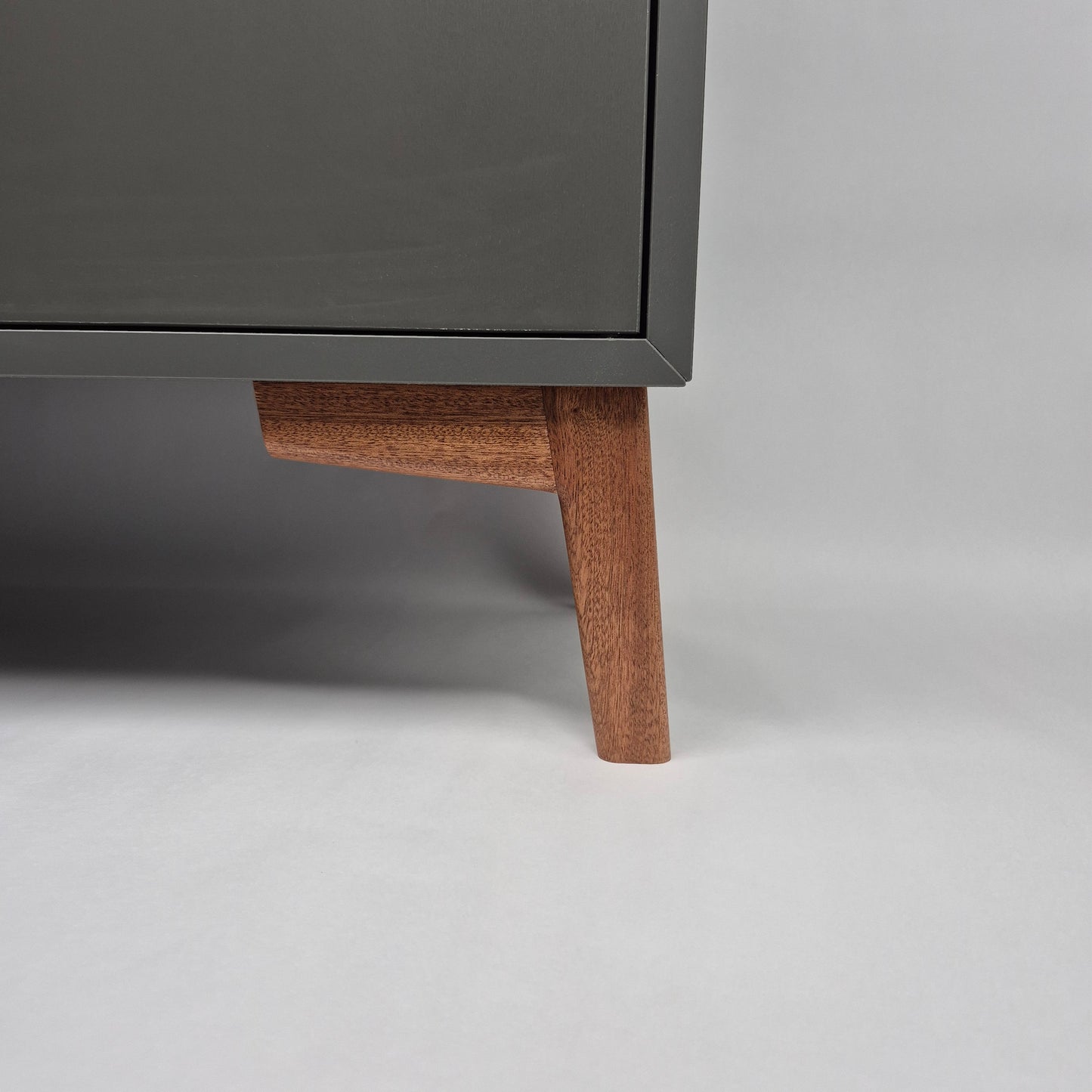 6" Portland Leg