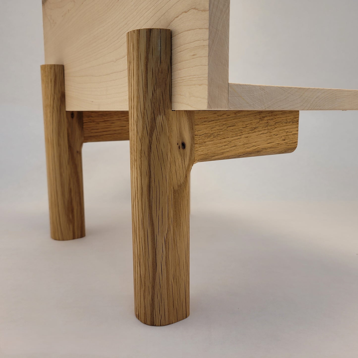 "wrap-around" legs, set of 4