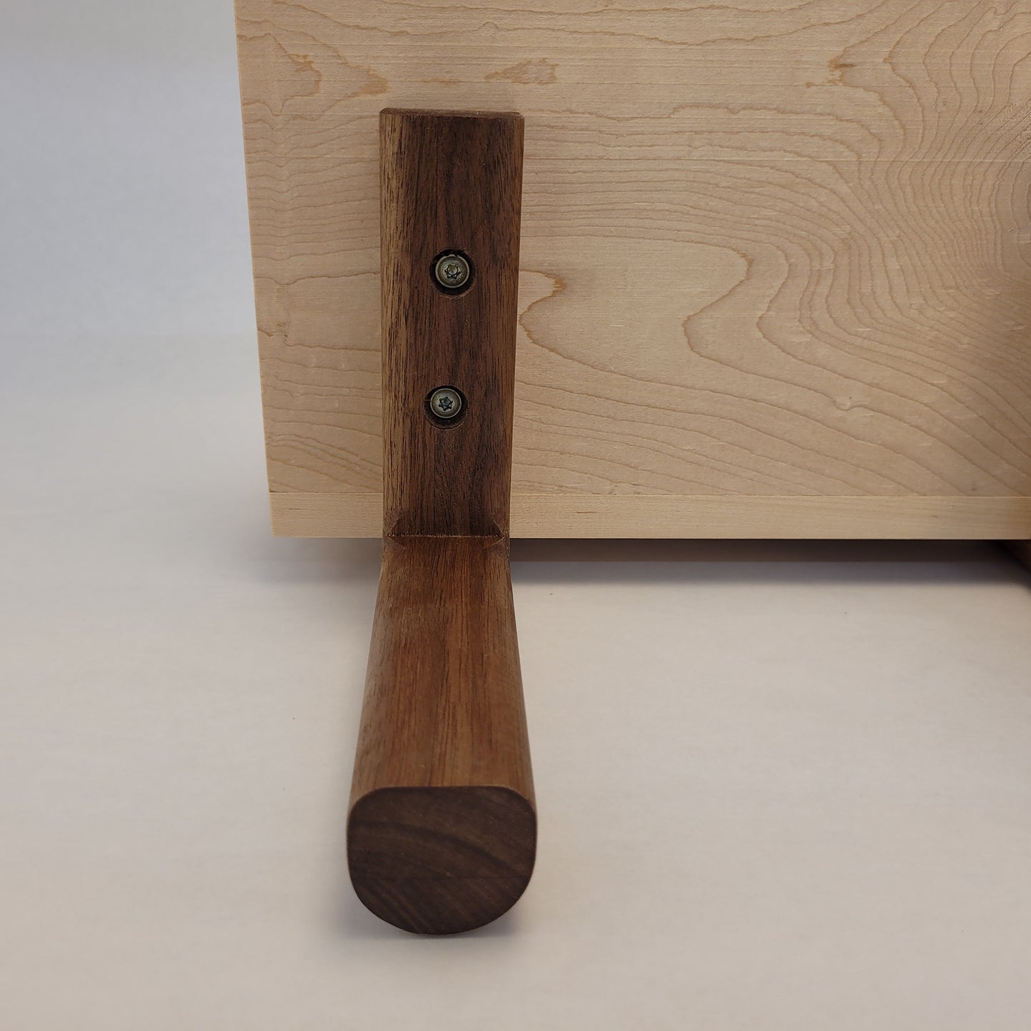 "wrap-around" legs, set of 4