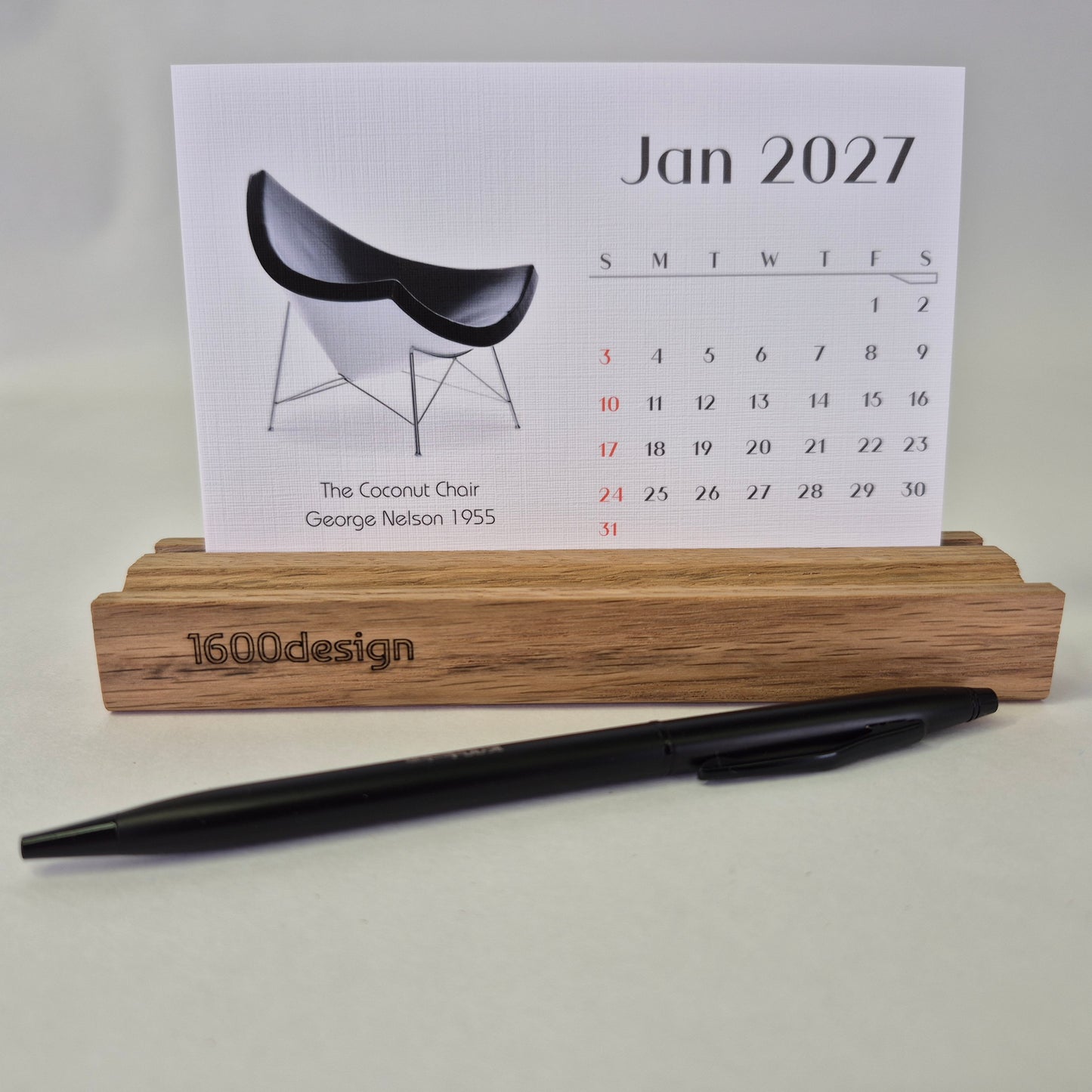 Iconic Chair Designs of the 20th Century desk calendar